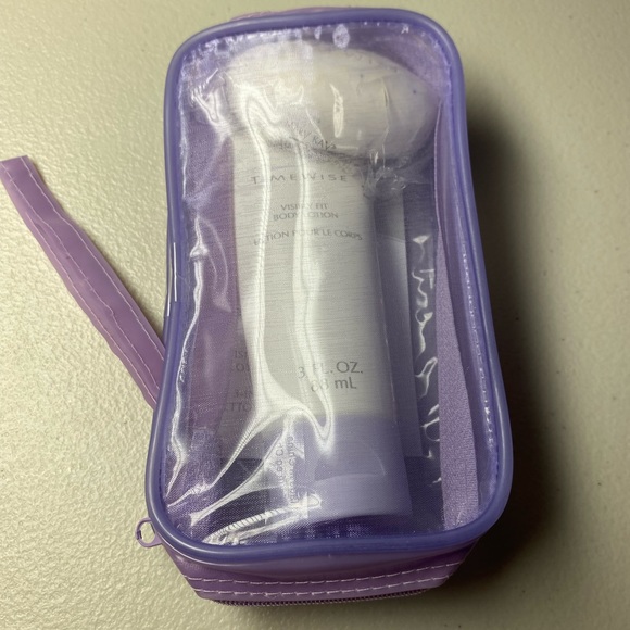 Mary Kay Timewise Visibly Fit Lotion and 3-in-1 Cleansing Bar - Picture 2 of 6